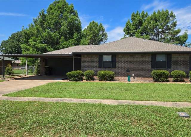 Property at 503 S Clifford Ct, Wayne, OK 73095, 3 beds, 2 baths