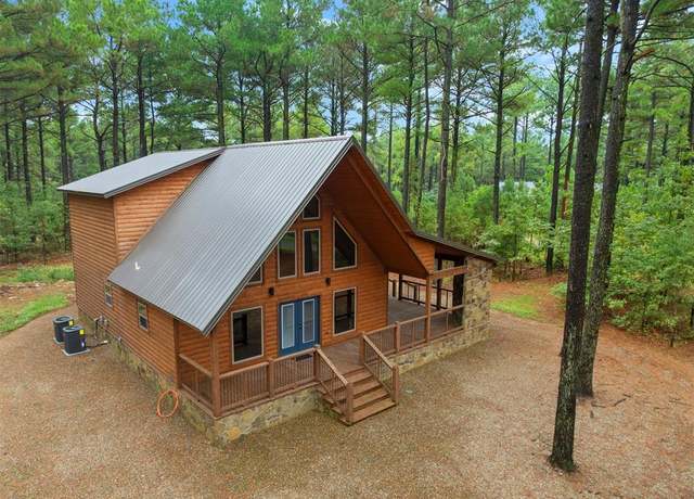 Property at 28 Xtreme Ln, Broken Bow, OK 74728, 3 beds, 3.5 baths