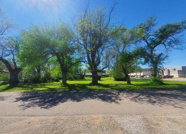 Property at 501 S 2nd St, Okemah, OK 74859