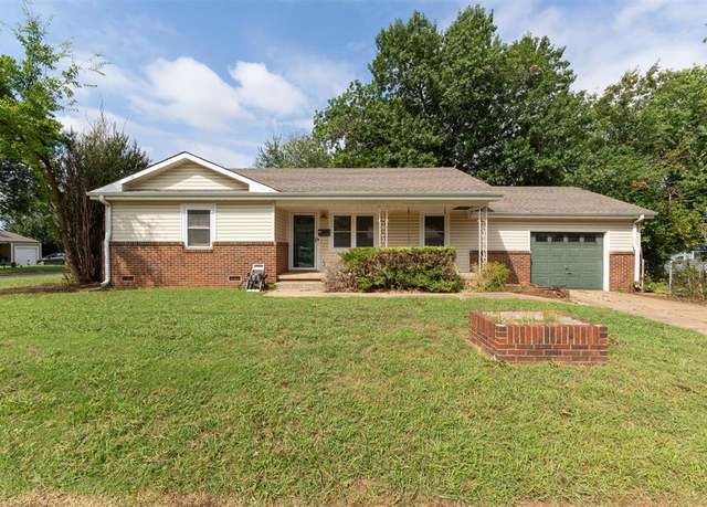 Property at 424 S Doty St, Stillwater, OK 74074, 3 beds, 1 bath