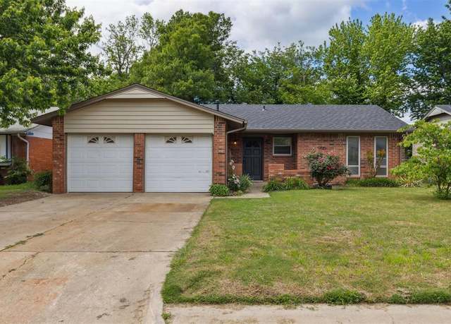 Property at 417 Meadow Lake Dr, Edmond, OK 73003, 3 beds, 2 baths