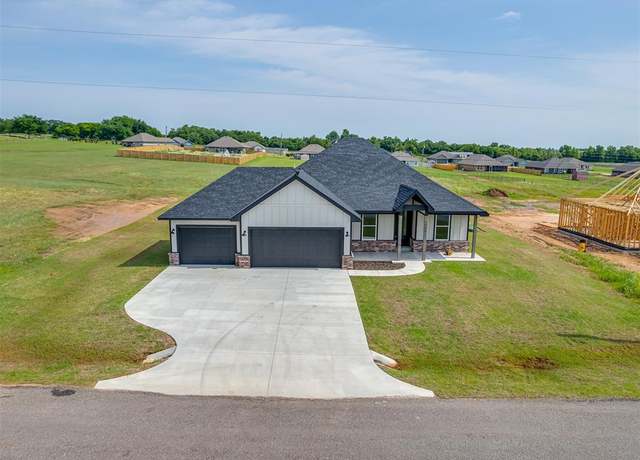 Property at 1918 Olive Ave, Tuttle, OK 73089, 4 beds, 2 baths