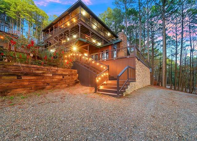 Property at 225 Stevens Rd, Broken Bow, OK 74728, 7 beds, 6 baths