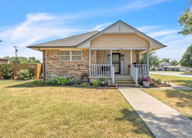 Property at 1019 N West London St, El Reno, OK 73036, 3 beds, 2 baths