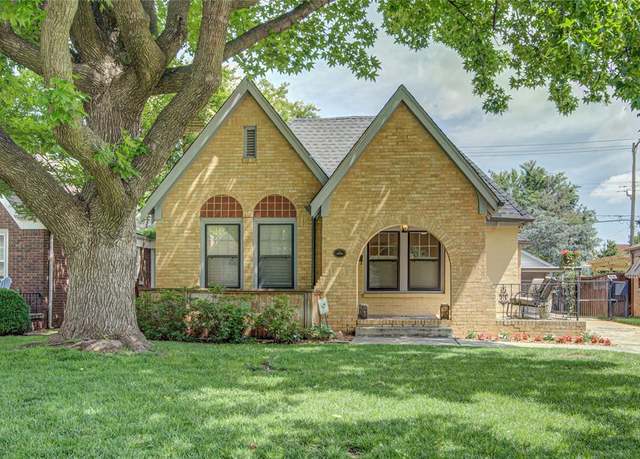 Property at 717 NW 42nd St, Oklahoma City, OK 73118, 2 beds, 2 baths
