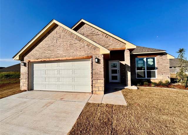 Property at 1124 SW 139th St, Oklahoma City, OK 73170, 4 beds, 2 baths
