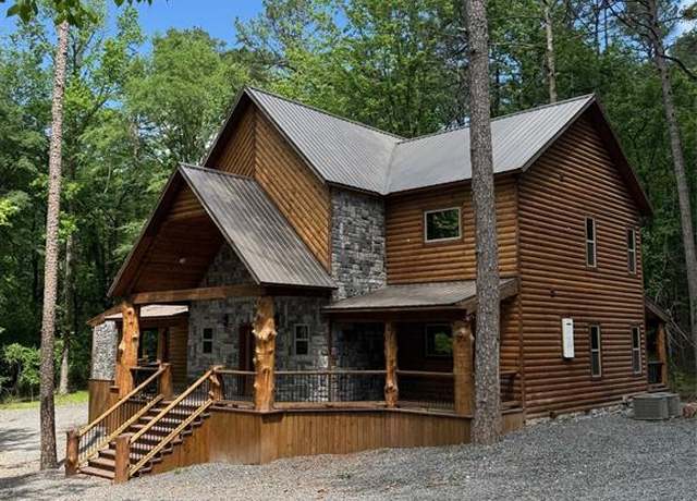 Property at 146 Moray Dr, Broken Bow, OK 74728, 3 beds, 3.5 baths