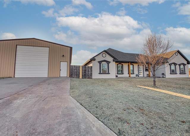 Property at 137 Ranch Rd, Elk City, OK 73644, 5 beds, 3.5 baths