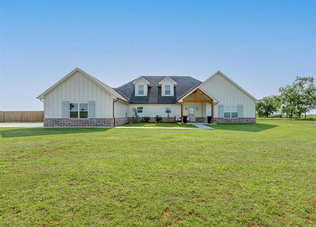 Property at 22830 N Rockwell Ave, Edmond, OK 73025, 5 beds, 3.5 baths
