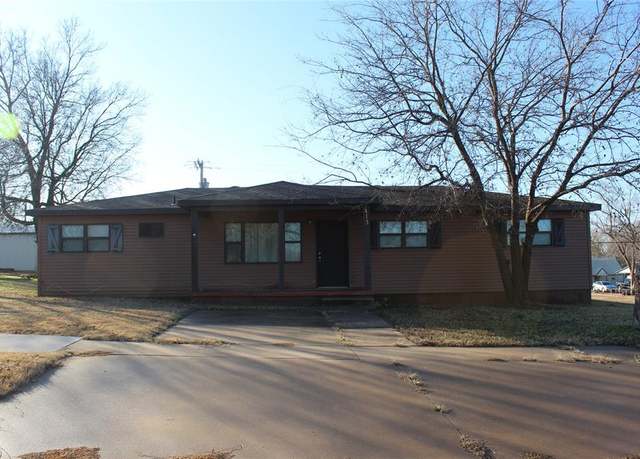 Property at 413 W 2nd St #151, Wellston, OK 74881, 4 beds, 1.5 baths
