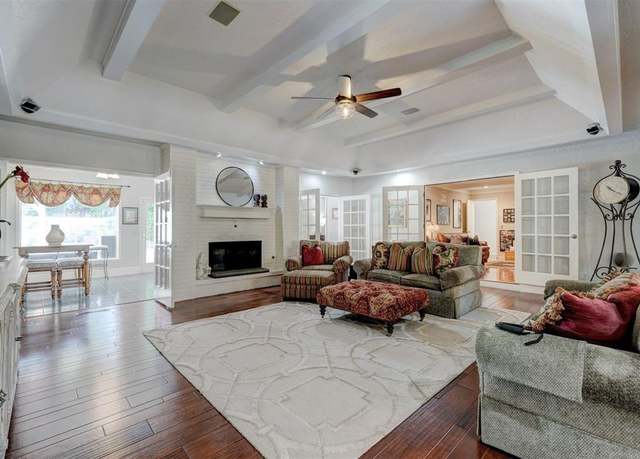 Property at 3241 Brush Creek Rd, Oklahoma City, OK 73120, 4 beds, 3 baths