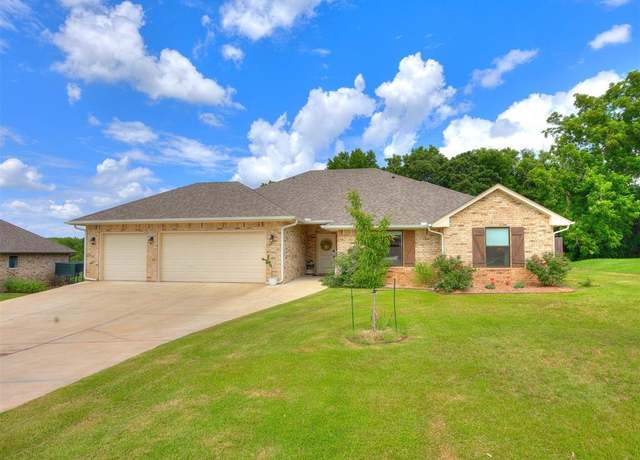 Property at 9542 Pastoral Dr, Guthrie, OK 73044, 4 beds, 2 baths