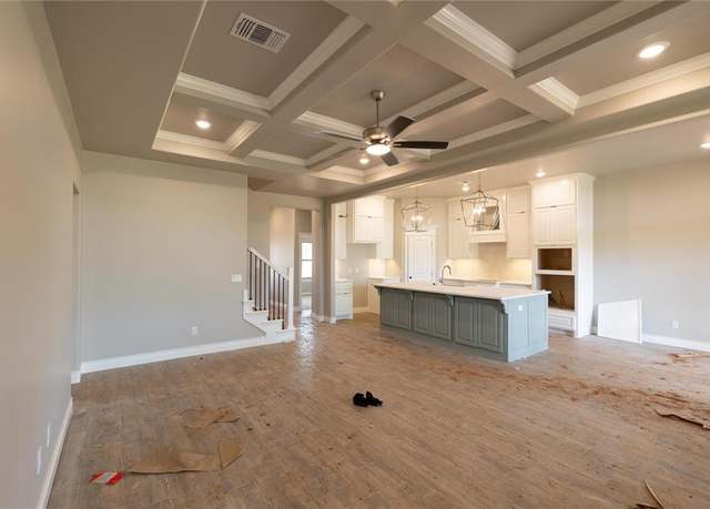 Property at 16024 Coneflower Dr, Edmond, OK 73013, 4 beds, 3 baths