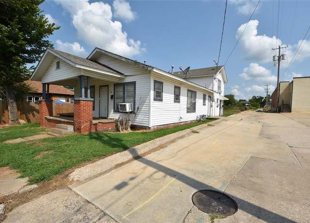 Property at 110 W Evans St, Seminole, OK 74868, 4 beds, 3 baths