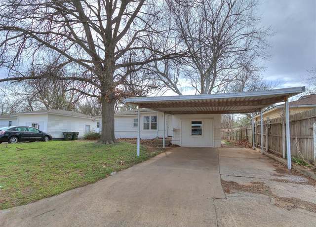 Property at 1016 Holly Dr, Oklahoma City, OK 73110, 3 beds, 1 bath