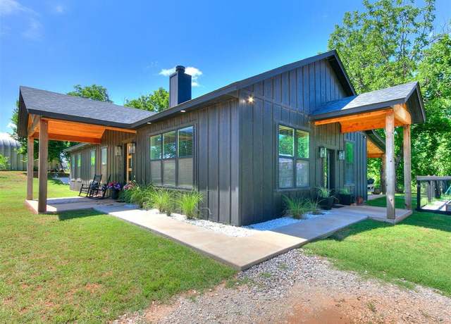 Property at 13035 S Pennsylvania Ave, Edmond, OK 73025, 3 beds, 2 baths