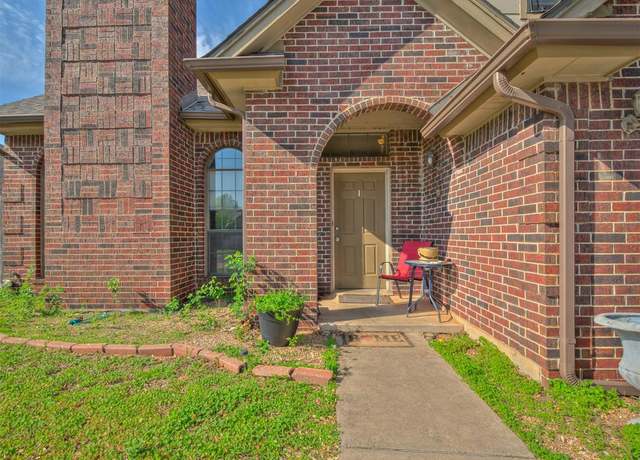 Property at 1828 NW 176th St, Edmond, OK 73012, 3 beds, 2.5 baths