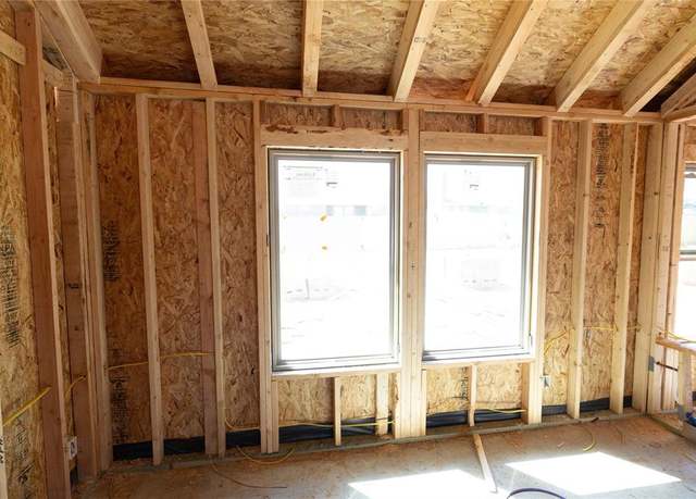 Property at 3217 Scissortail Way, Yukon, OK 73099, 3 beds, 2 baths