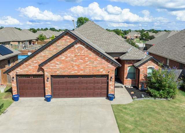 Property at 3108 San Juan Trl, Moore, OK 73160, 3 beds, 2 baths