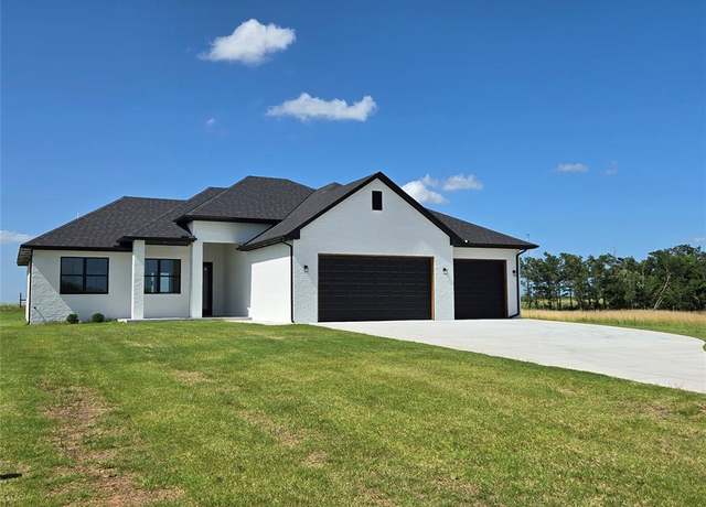 Property at 36236 Prairie Rdg, Shawnee, OK 74804, 3 beds, 2.5 baths