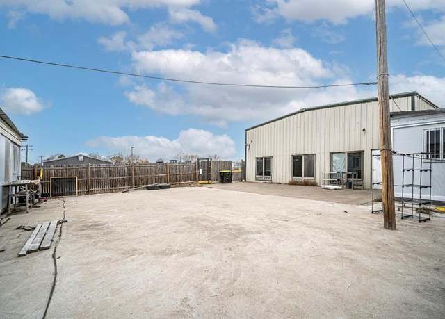 Property at 1333 W 1st St, Wewoka, OK 74884, 2 beds, 1.5 baths
