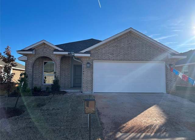 Property at 3412 NW 179th St, Edmond, OK 73012, 3 beds, 2 baths