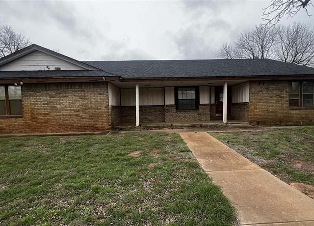 Property at 4501 SE 37th St, Norman, OK 73072, 3 beds, 2 baths