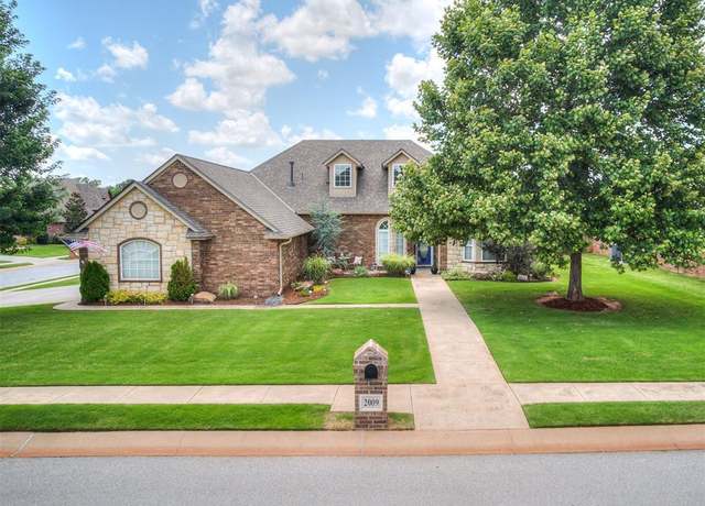 Property at 2009 Pembroke Ln, Edmond, OK 73003, 4 beds, 2.5 baths