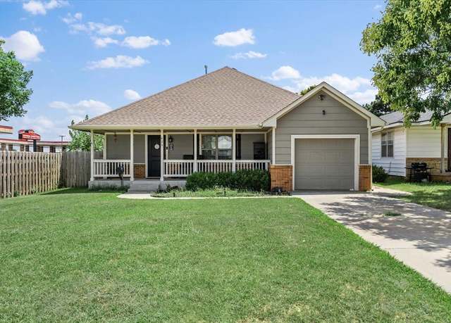 Property at 420 SW 2nd St, Moore, OK 73160, 2 beds, 1 bath