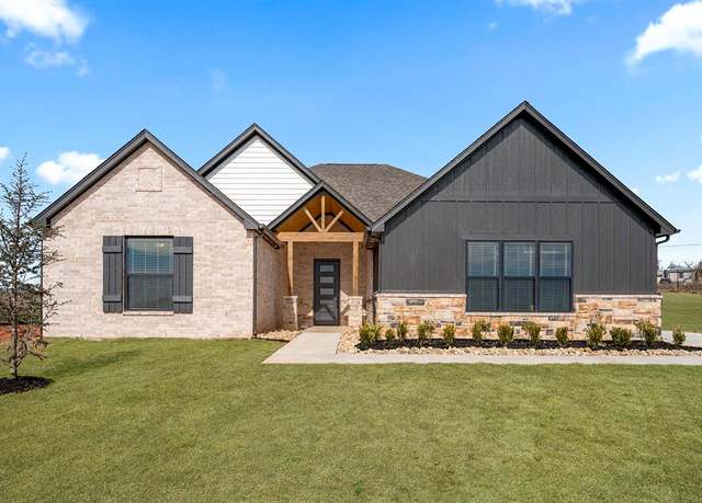 Property at 2280 Cottage Ln, Blanchard, OK 73010, 4 beds, 3 baths
