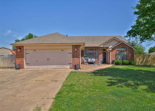 Property at 1004 Westbury Ct, Yukon, OK 73099, 4 beds, 2 baths