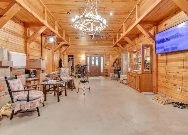 Property at 9401 Flat Armadillo Rd, Lexington, OK 73051, 2 beds, 3 baths