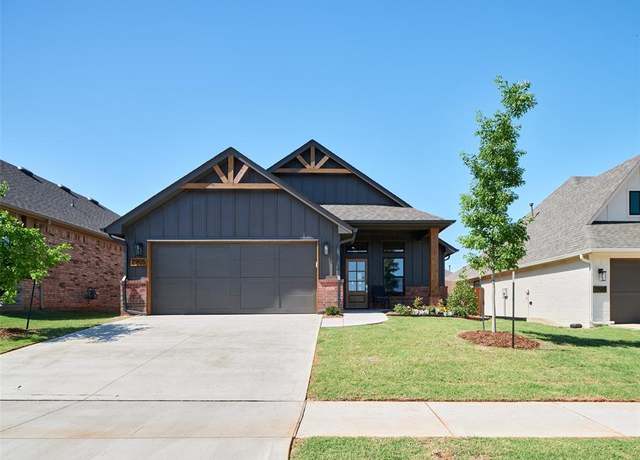Property at 7905 NW 162nd St, Edmond, OK 73012, 3 beds, 2 baths