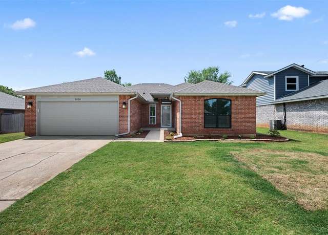 Property at 1018 NW 168th St, Edmond, OK 73012, 3 beds, 2 baths