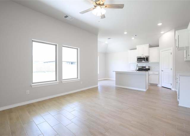 Property at 3213 Scissortail Way, Yukon, OK 73099, 3 beds, 2 baths