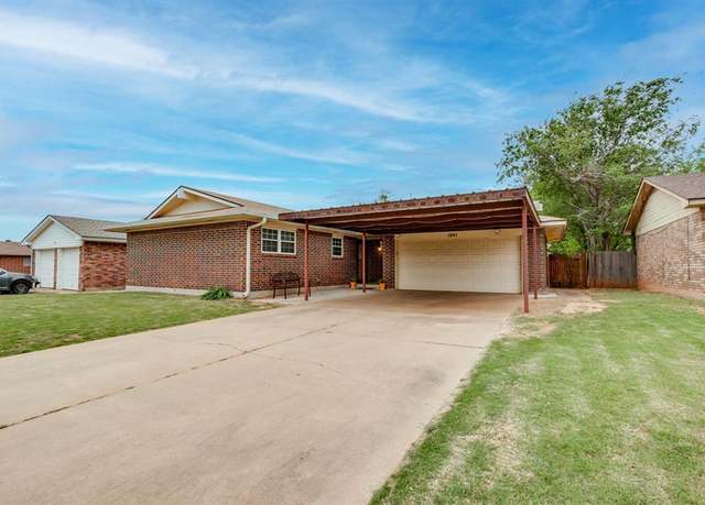 Property at 1841 Gale St, Moore, OK 73160, 3 beds, 1.5 baths
