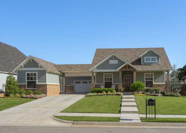 Property at 3624 Utica Square Dr, Edmond, OK 73034, 3 beds, 2.5 baths