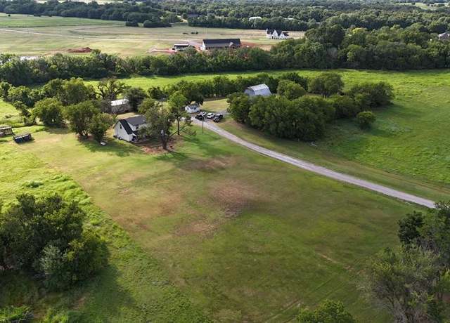 Property at 4700 SE 60th Ave, Norman, OK 73068, 4 beds, 3 baths