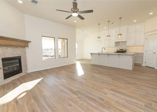 Property at 10360 SW 55th Ter, Mustang, OK 73064, 3 beds, 2 baths