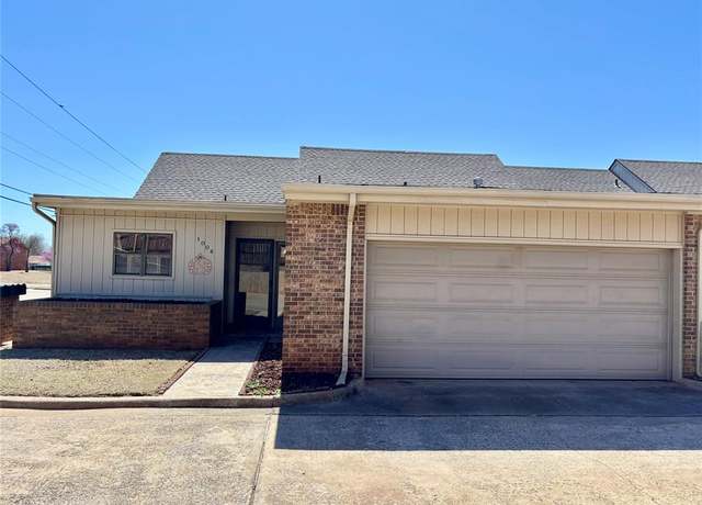 Property at 1006 Scissortail Dr #16, Clinton, OK 73601, 2 beds, 2 baths