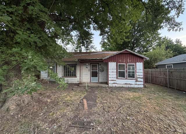 Property at 129 E Jefferson St, Pauls Valley, OK 73075, 2 beds, 1 bath