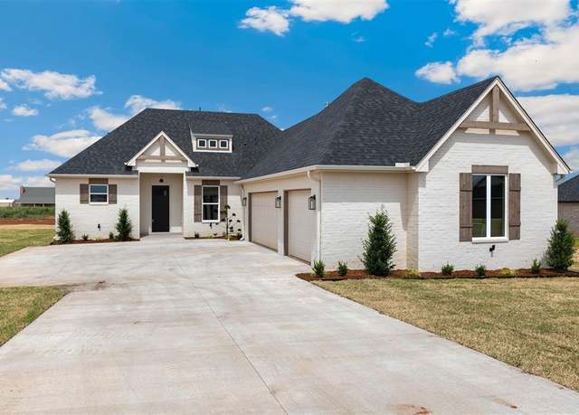 Property at 25312 Ethan St, Cashion, OK 73016, 4 beds, 2.5 baths