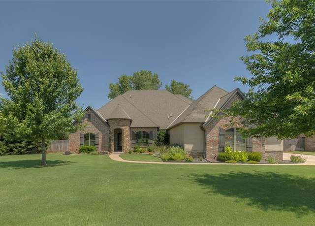 Property at 709 E Victoria Ter, Mustang, OK 73064, 3 beds, 2.5 baths