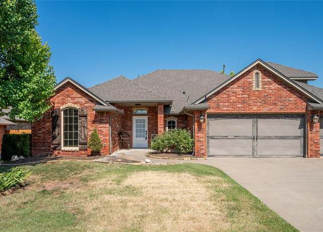 Property at 16209 Old Oak Dr, Edmond, OK 73013, 3 beds, 2.5 baths