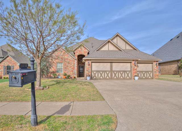 Property at 16201 Royal Crest Ln, Edmond, OK 73013, 4 beds, 2.5 baths