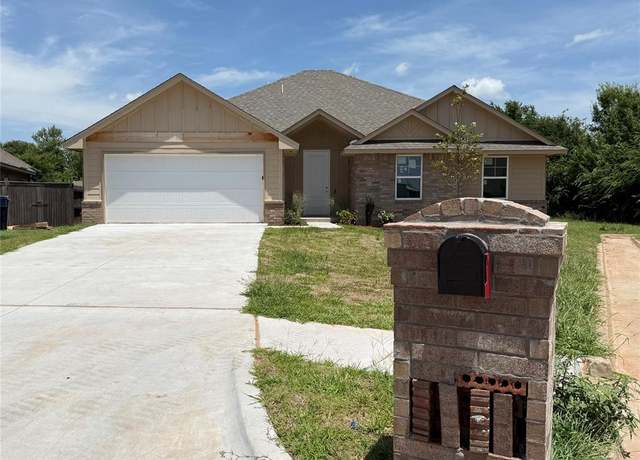 Property at 11601 SW 14th St, Yukon, OK 73099, 4 beds, 2 baths
