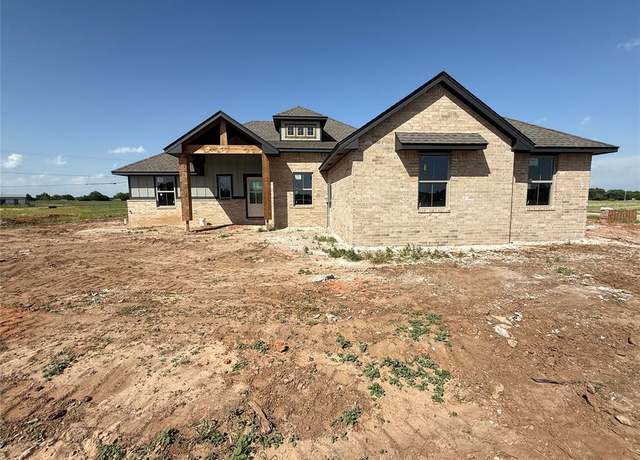 Property at 2706 Belle Crossing Dr, Enid, OK 73703, 3 beds, 2 baths