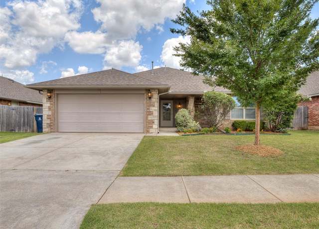 Property at 18408 Summer Grove Ave, Edmond, OK 73012, 3 beds, 2 baths