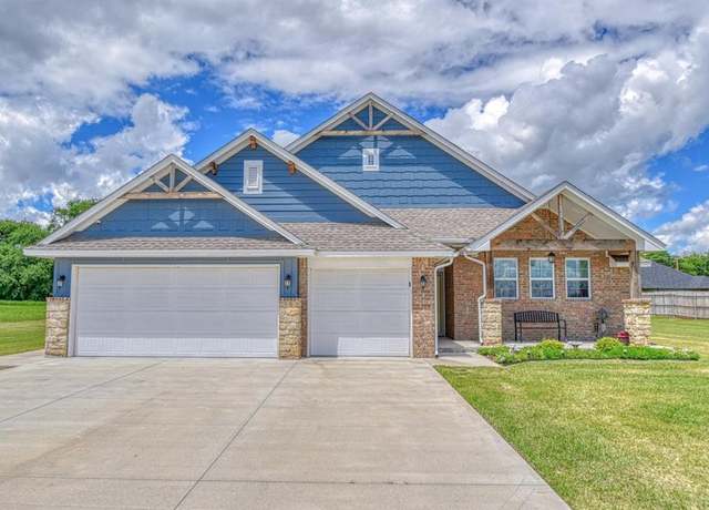 Property at 3291 Canadian Trail Ct, Noble, OK 73068, 3 beds, 2.5 baths
