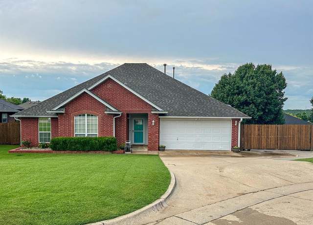 Property at 11517 Brighton Ct, Midwest City, OK 73130, 3 beds, 2 baths